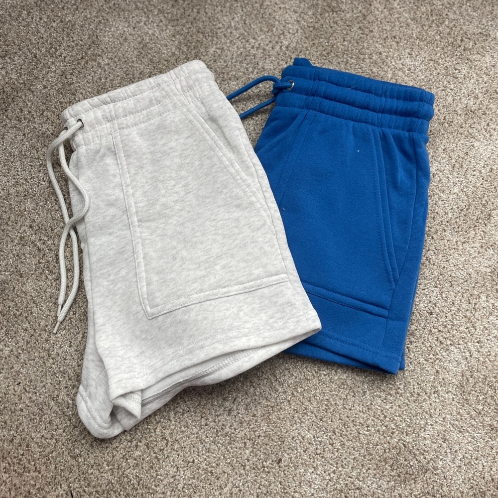 CHARLOTTE RUSSE High Waisted Sweat Shorts - size S